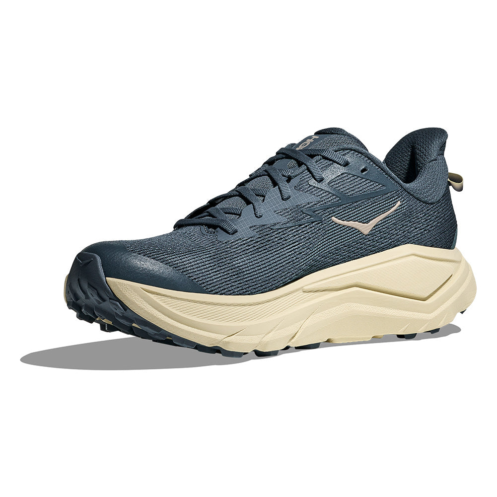 Hoka Challenger 8