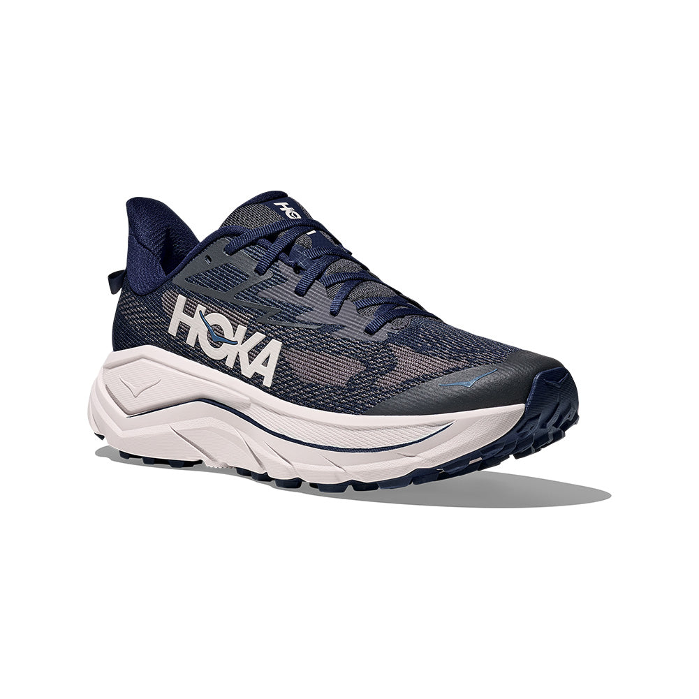 Hoka Challenger 8