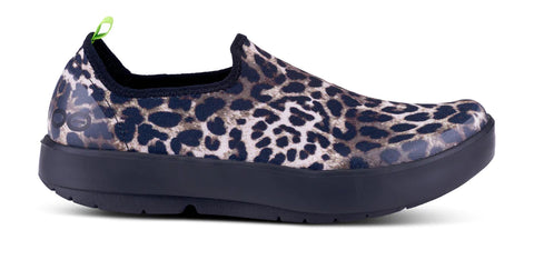Oofos OOmg eeZee Low Shoes